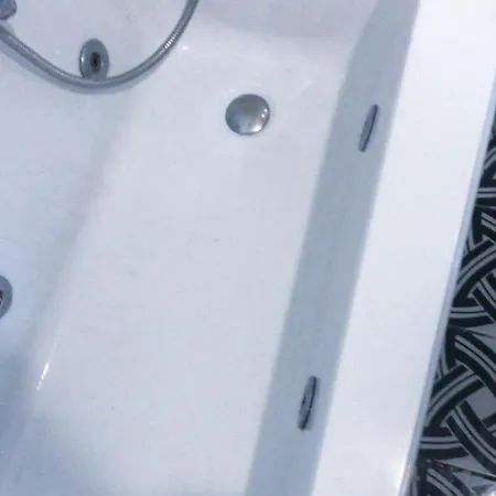 דירה Zefiro Nel Cuore Della Citta נאפולי