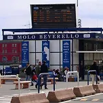 Zefiro Nel Cuore Della Citta דירה